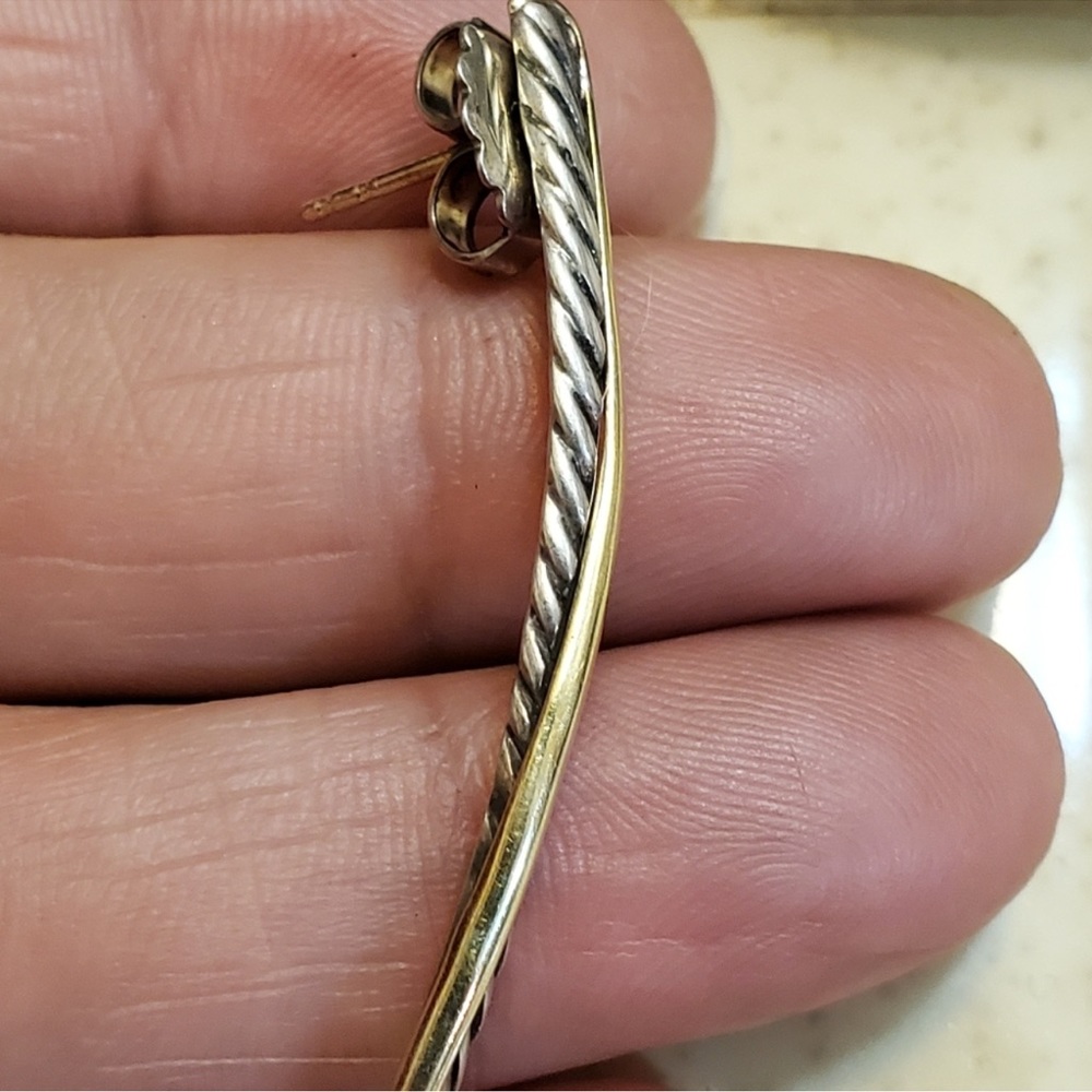 Vintage David Yurman two tone crossover stock earrings just one